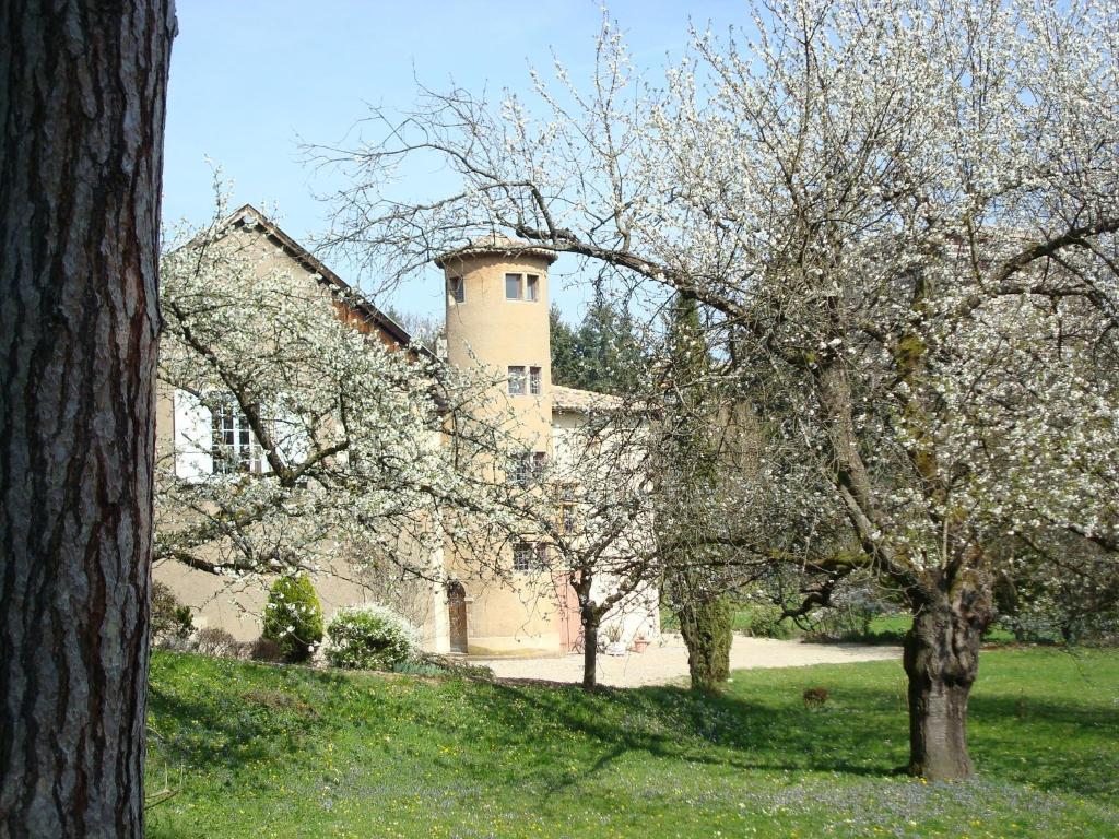エキュリLes Communs Du Manoirアパートメント エクステリア 写真